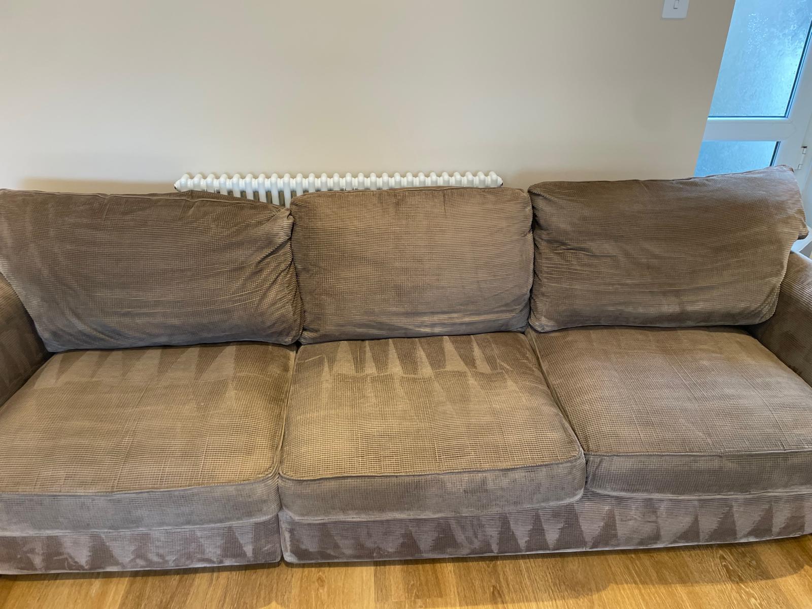 Professional carpet cleaning result in Surrey home - 48