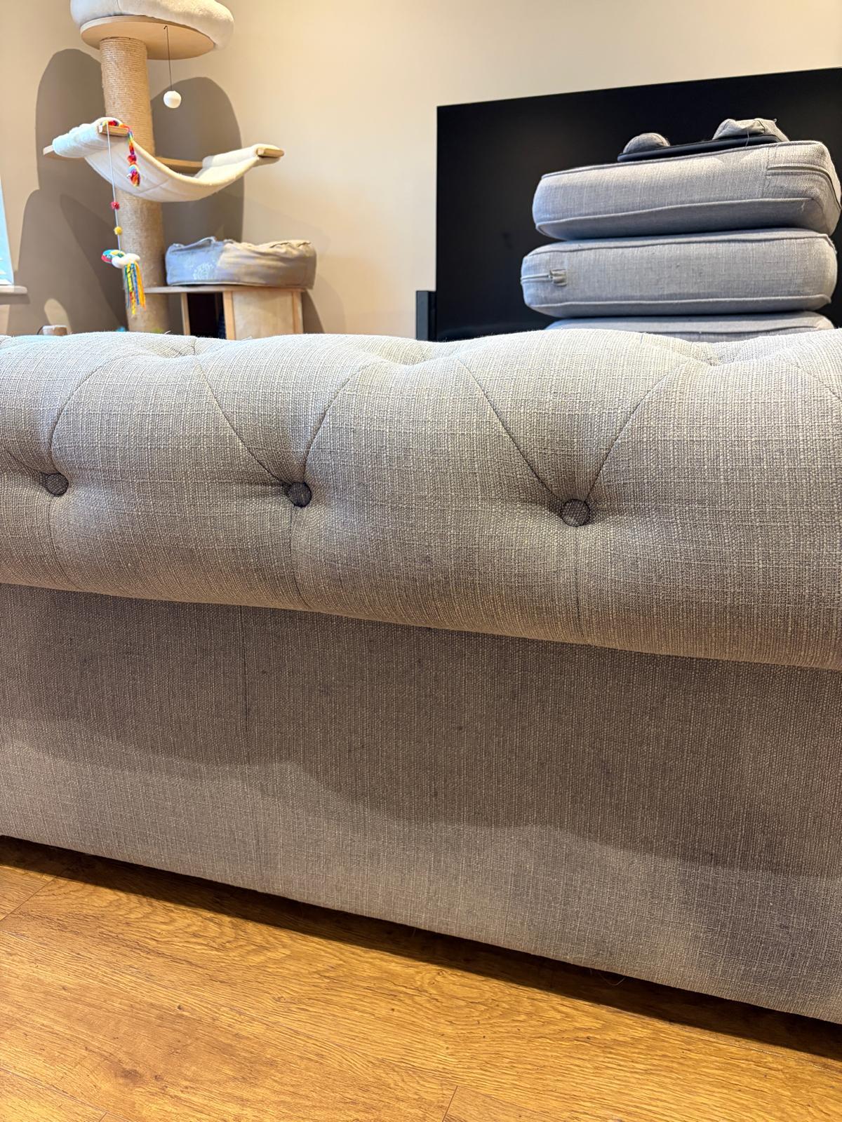 Professional carpet cleaning result in Surrey home - 66