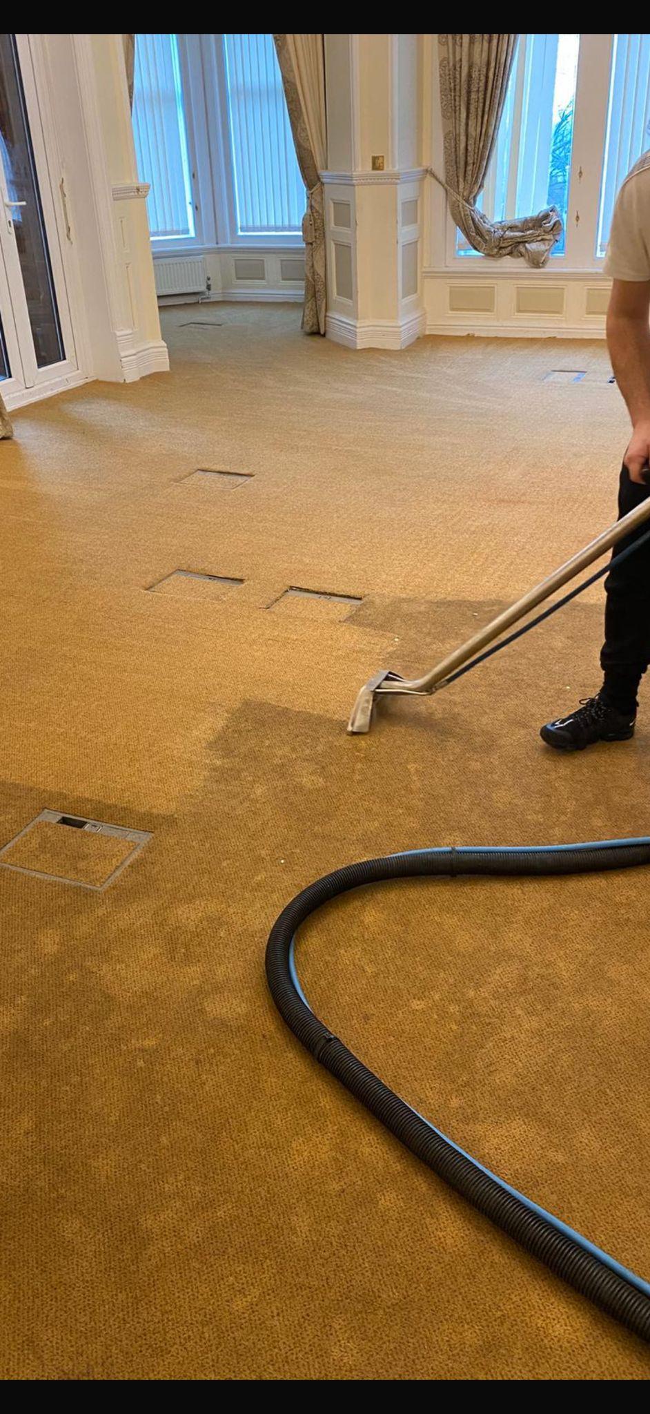 Commercial carpet cleaning result Surrey - office space - 13