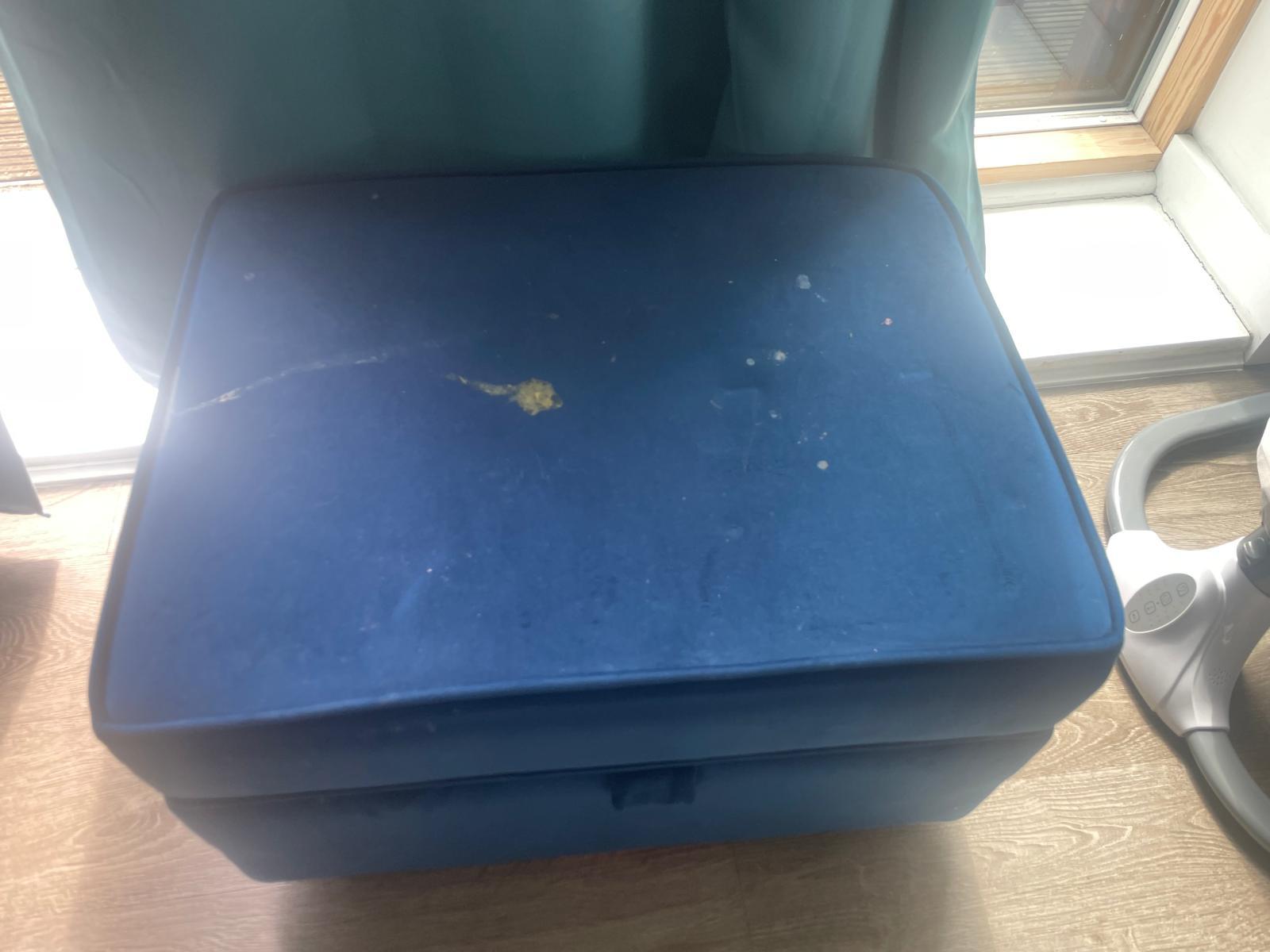 Before and after carpet clean Surrey - 14