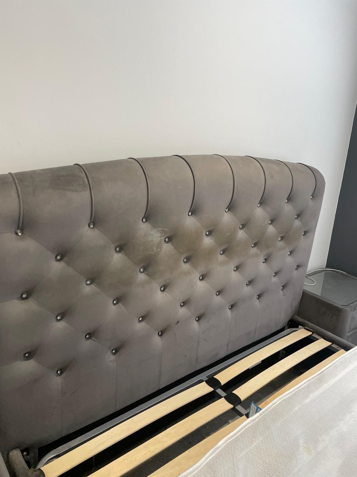 Stairs carpet cleaning result Surrey - 17