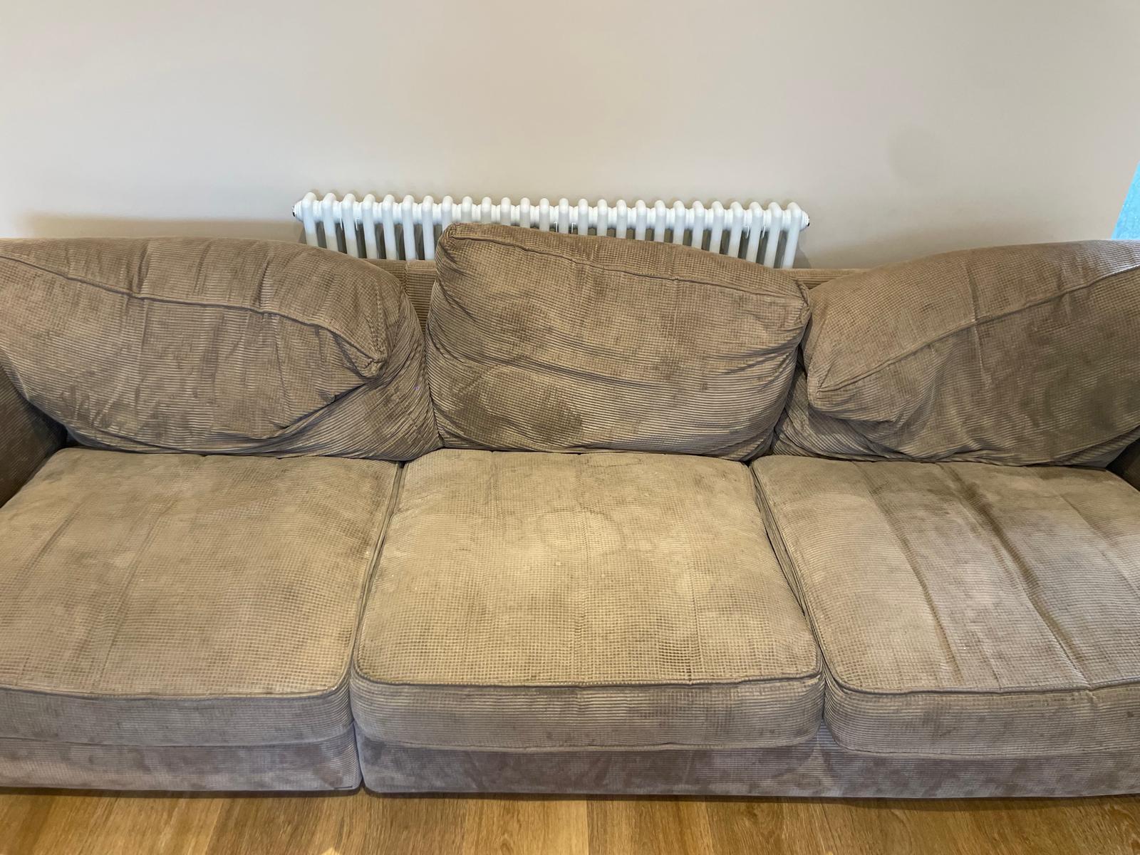 Stairs carpet cleaning result Surrey - 47